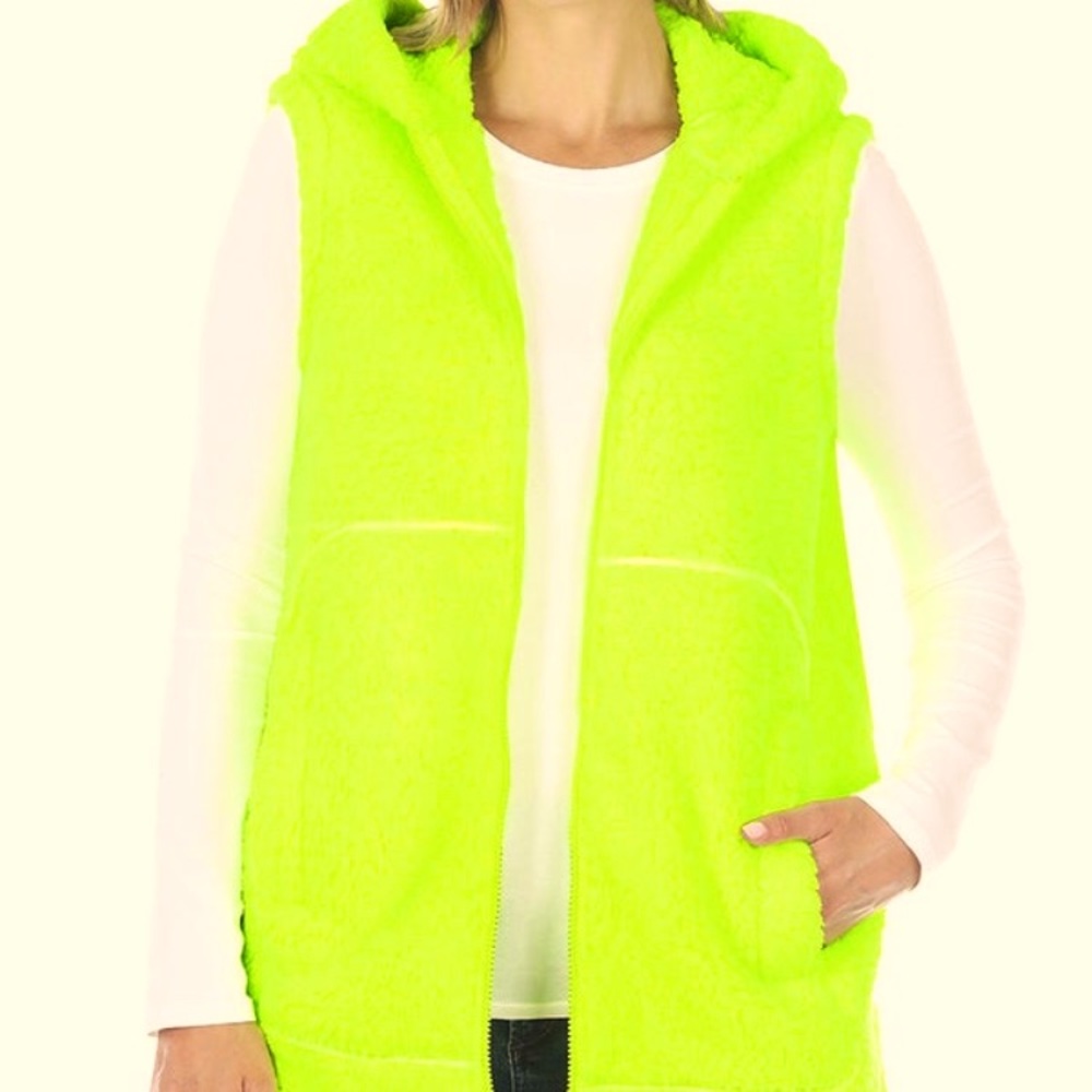 Hooded Sherpa Vest